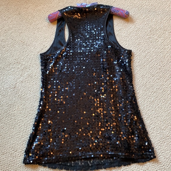 D Collection | black sequin sleeveless flare top size 10 - Picture 3 of 3